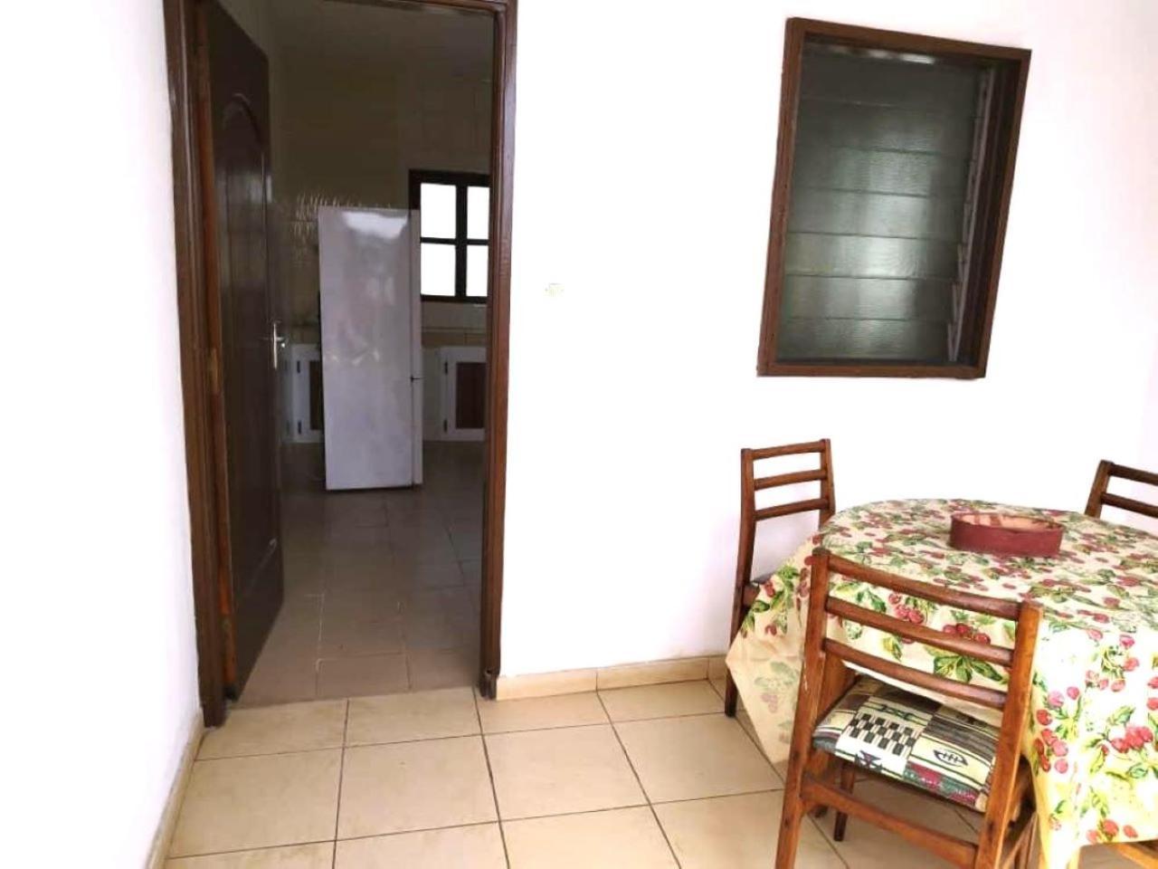 Rosalie'S Suites Lomé Exteriör bild