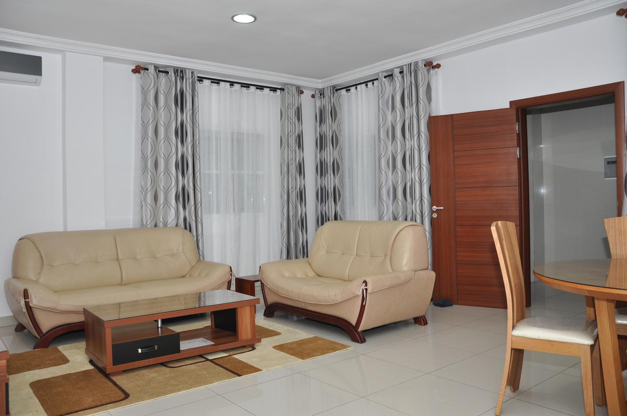 Rosalie'S Suites Lomé Exteriör bild