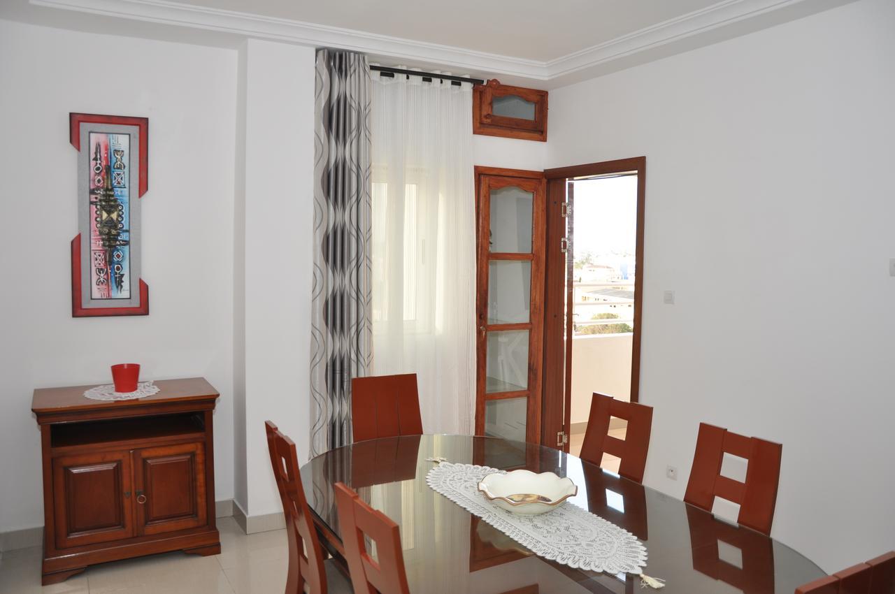 Rosalie'S Suites Lomé Exteriör bild